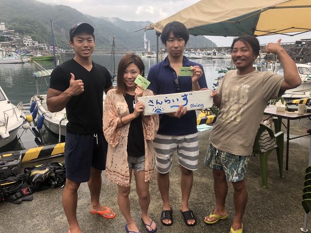 SUNla伊豆でダイビングライセンスを取得した講習生_SUNla伊豆ダイビング(サンライズ)