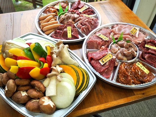 手ぶらBBQセットの食材_Primitive hut 夏海の家