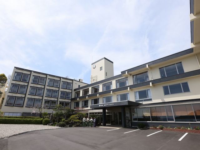 湯の宿 宮浜グランドホテル外観。フロントへお訪ね下さい。_湯の宿 宮浜グランドホテル