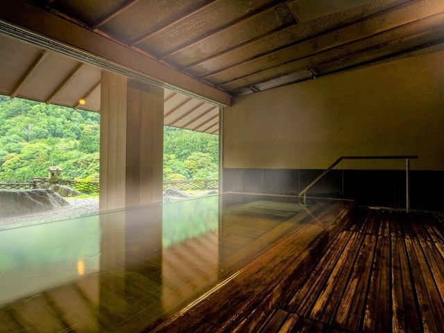 温泉大浴場「古代檜風呂」_丸峰観光ホテル
