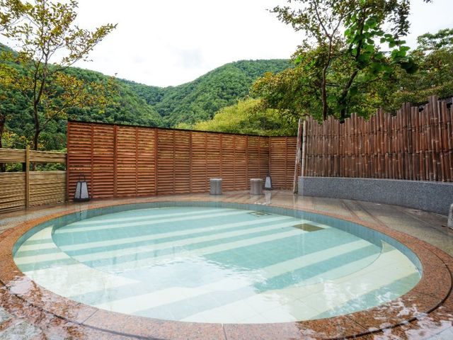 露天風呂(女性)「渓流展望風呂」_丸峰観光ホテル
