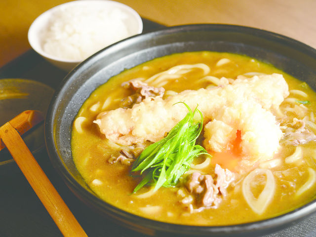 湯快のゆ名物
温玉ちく天カレーうどん
その他様々なメニュー豊富♪_湯快のゆ寝屋川店