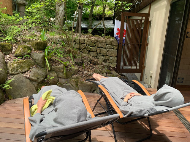 晴れた日の外気浴スペース。
すぐ近くが山になっておりますので、夏でもかなり涼しいです。露天風呂部分をリノベーション!
_サウナとかき氷 水玉sauna