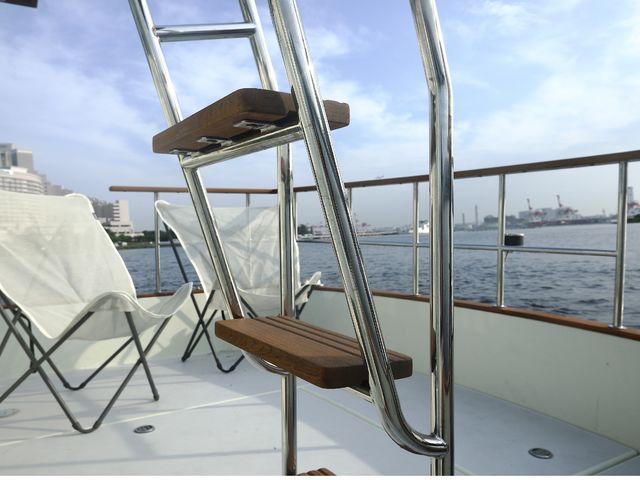 Bowline Knot Cruising