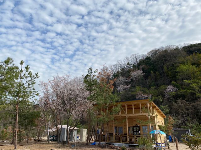 Hawk Nest Family Village