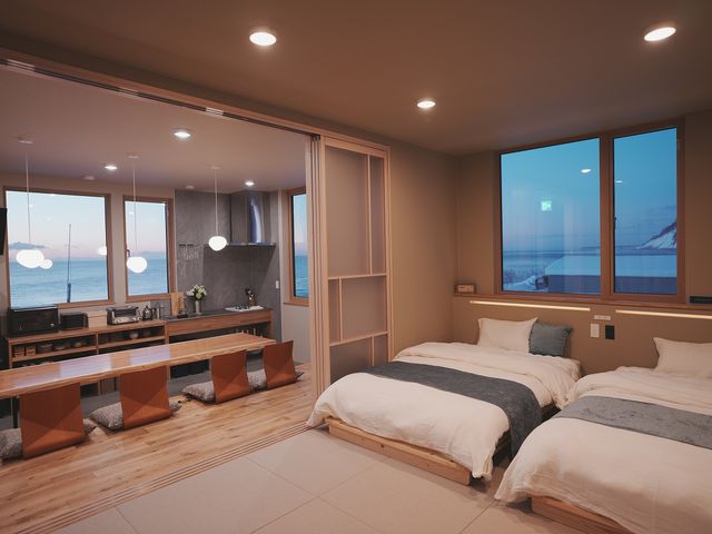 KOBUSTAY