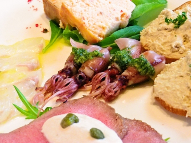 オステリアブリランテの写真1