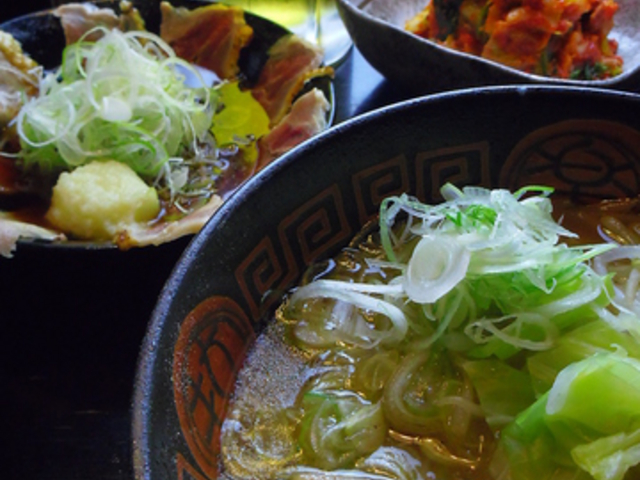 王龍ラーメン 丸亀本店の写真1