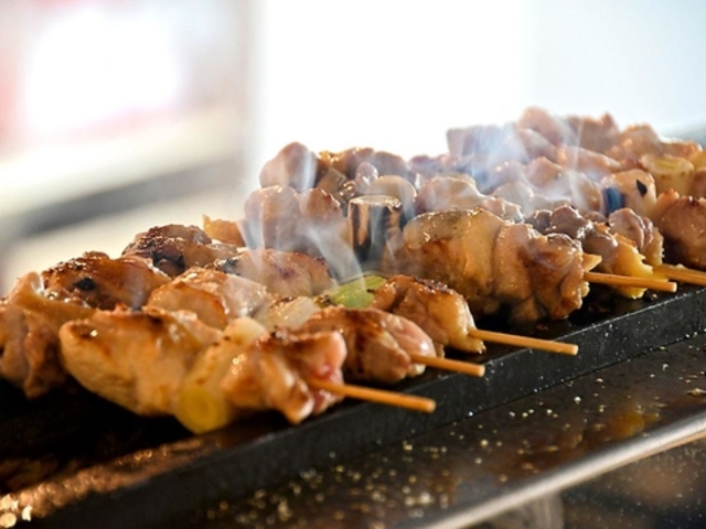 炭火串焼次男坊 宇多津店の写真1
