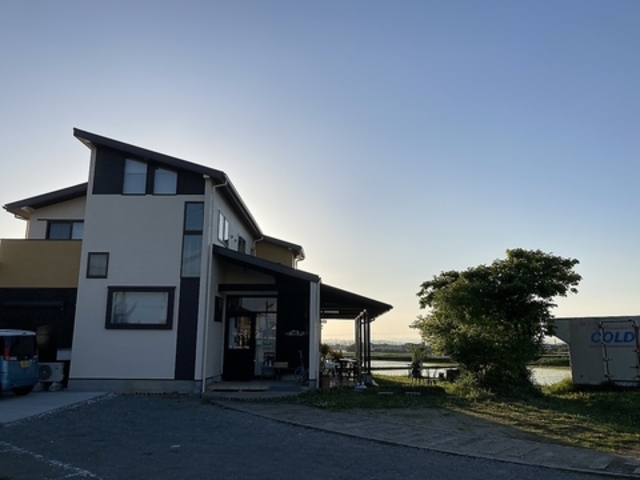 畑のごちそう 風と雲の写真1