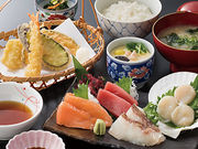 藍屋 落合南長崎店の写真1