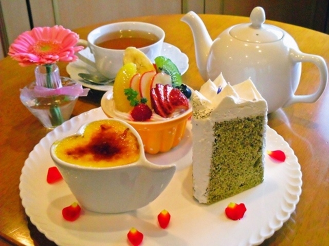 ケーキ&ティールーム シェリールの写真1