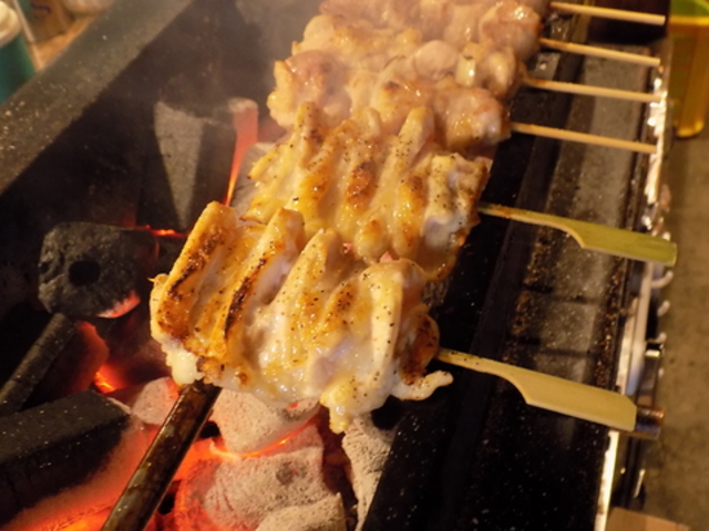 室蘭やきとり雷音 白石店の写真1