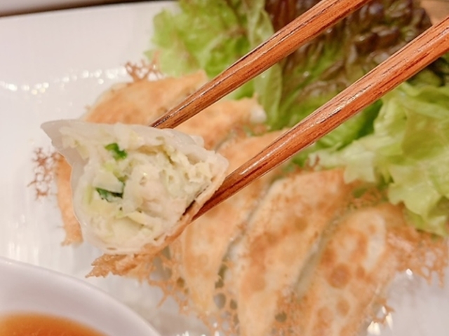 餃子専門 丸虎 MARCOの写真1