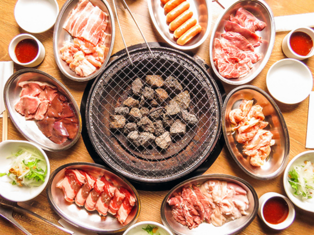 仙臺ホルモン ガッツ 石巻門脇店の写真1