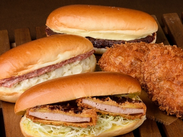 パンの田島+ドトール マークイズ福岡ももち店の写真1