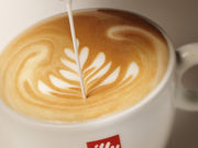 MoMoChi CAFE&DINING マークイズ福岡ももち店の写真1