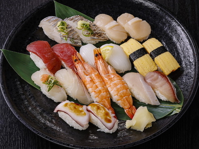 にぎり漁師料理 阿波水産 泉北店の写真1