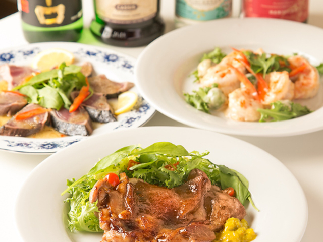 ダイニングバー Bacu 椎名町の写真1