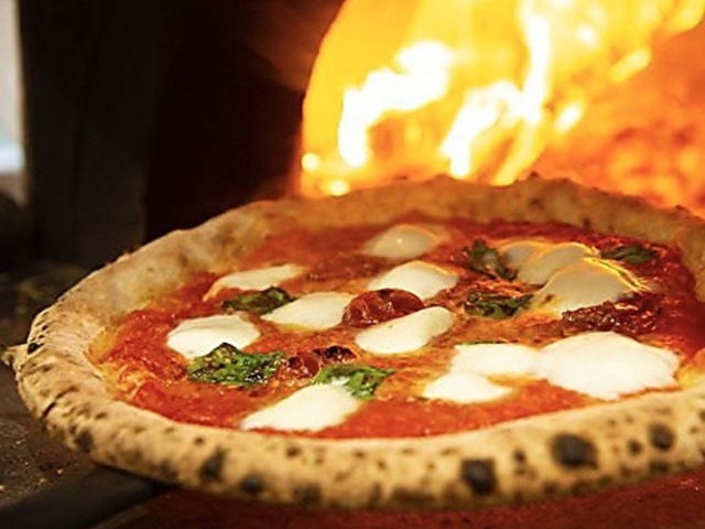 ピッツェリア ルナノーヴァの写真1