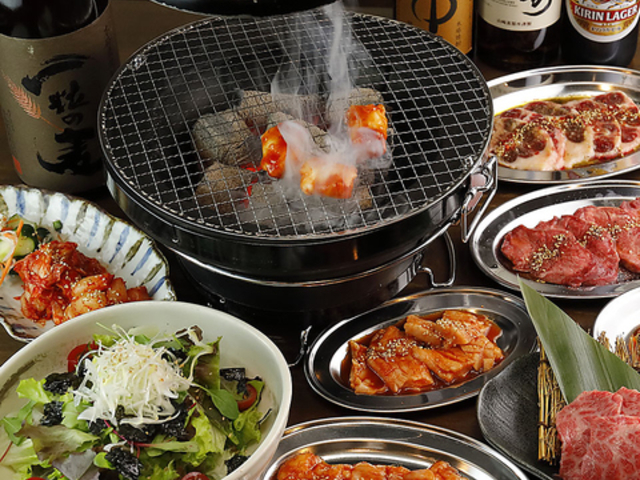 ホルモン焼肉 まるやま 水戸駅南本店の写真1