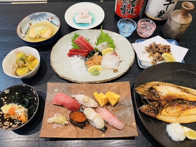 季節料理とすしの店 はるの写真1