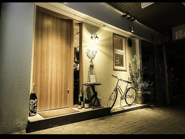 ダイニングスタジオ コルクの写真1