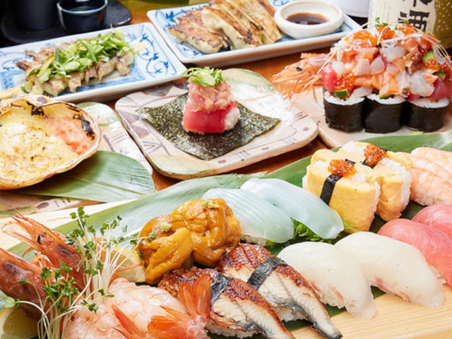 大衆寿司と肉汁餃子 魚餃屋 ギョギョヤの写真1