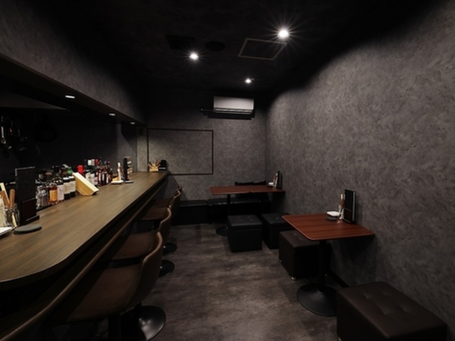 Dwarf Food&Bar ドワーフ フードアンドバーの写真1