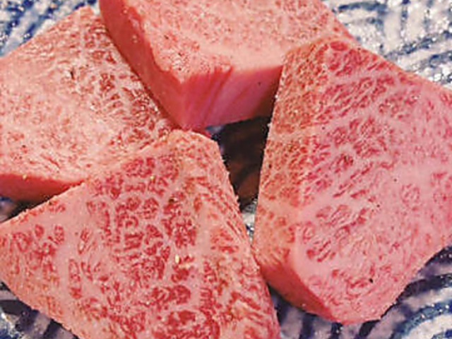 割烹焼肉 花火の写真1