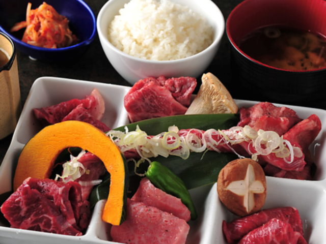 焼肉 えん 新安城本店の写真1