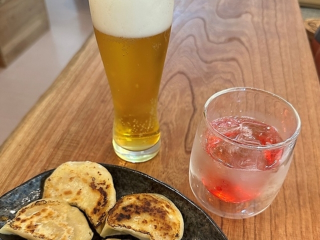 Cafe&Bar FREE KNOT フリーノットの写真1