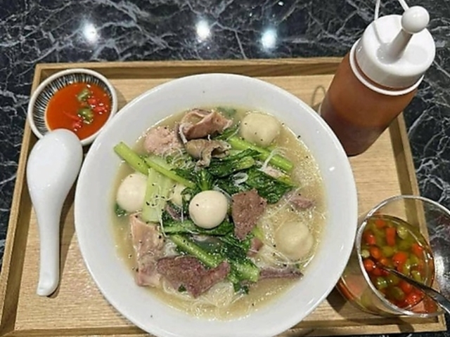 SHWE MYANMAR シュエミャンマーの写真1