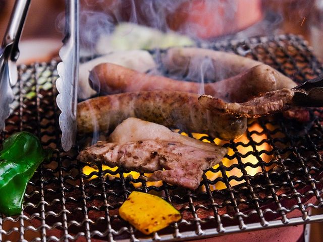 炭火焼きの様子_モンヴェール農山