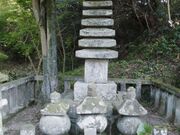 成道寺石造七重塔(小督の局供養塔)の写真1