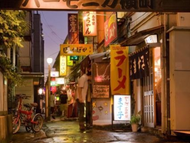 ハーモニカ横丁_八戸の横丁