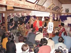 保呂羽山の霜月神楽の写真1