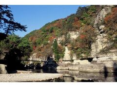 塔のへつりの紅葉の写真1