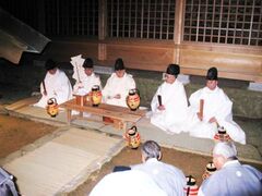 鷲子山上神社 夜祭りの写真1