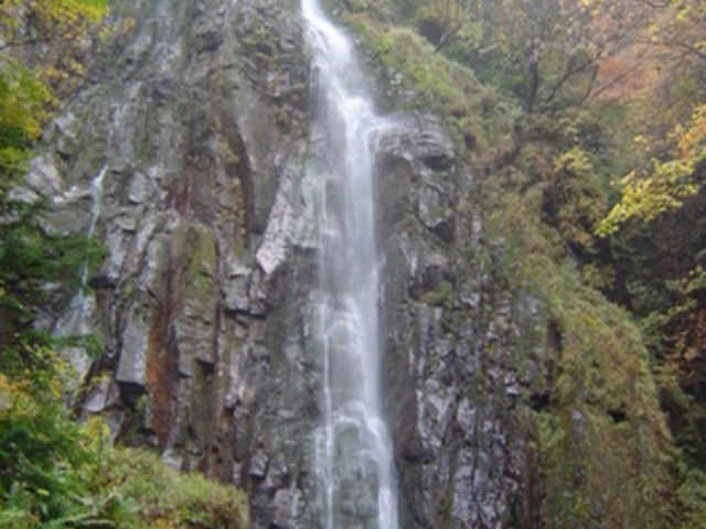 ひっちぃさんの奇妙滝の投稿写真1