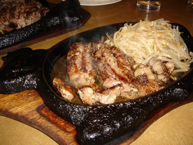 ステーキサロン カウボーイズ
