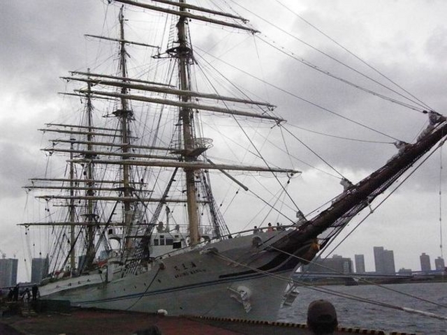 晴海埠頭(客船ターミナル)