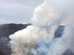 じゃいくにさんの阿蘇中岳火口(阿蘇山上)への投稿写真1