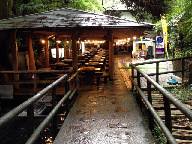 市営唐船峡そうめん流し