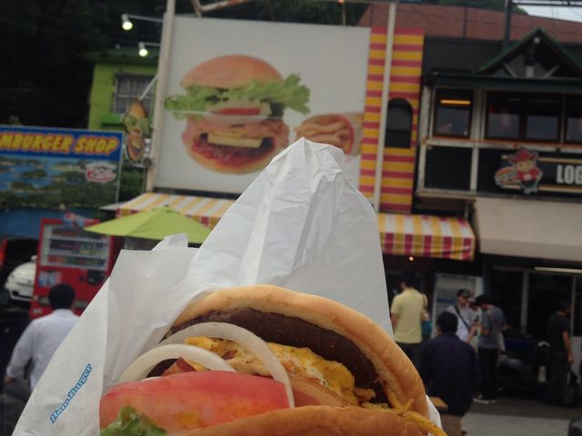 ハンバーガーショップヒカリ