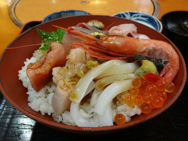 海鮮丼_兵四楼