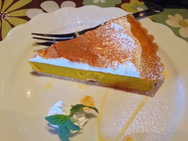 カフェで一休み。_北浜alley