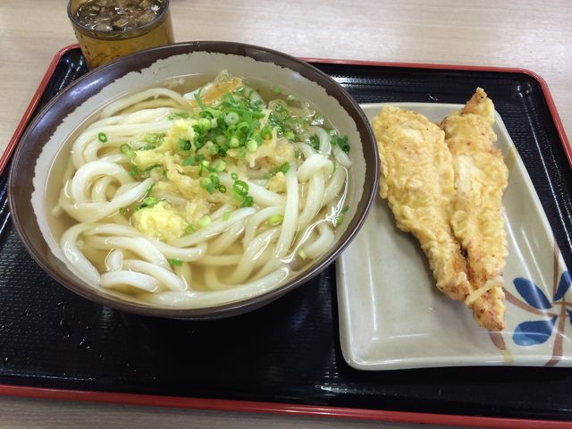 かけうどんと鳥天_根っこ 鬼無店