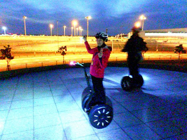 夜はこんな夜景も綺麗ですね。_セグウェイガイドサービス