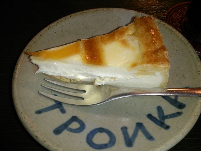 久しぶりのチーズケーキ_トロイカ